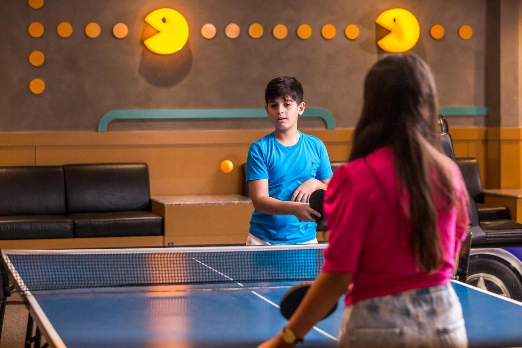 Blue Tree Thermas de Lins Extérieur photo Table tennis at the hotel